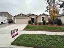 featured image of 3336 N Moreno St