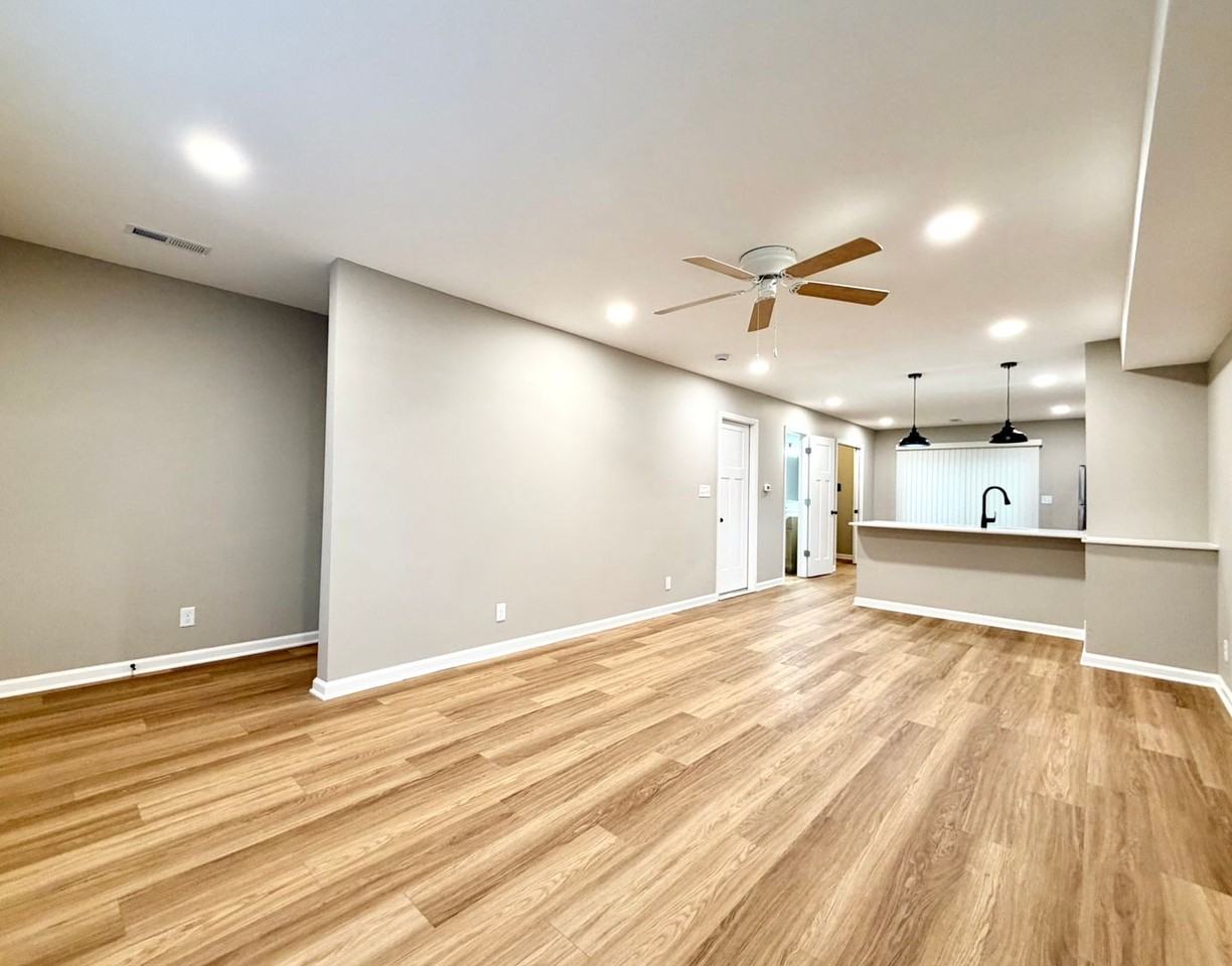 511 Glenstone Springs Dr - Photo 6 of 43