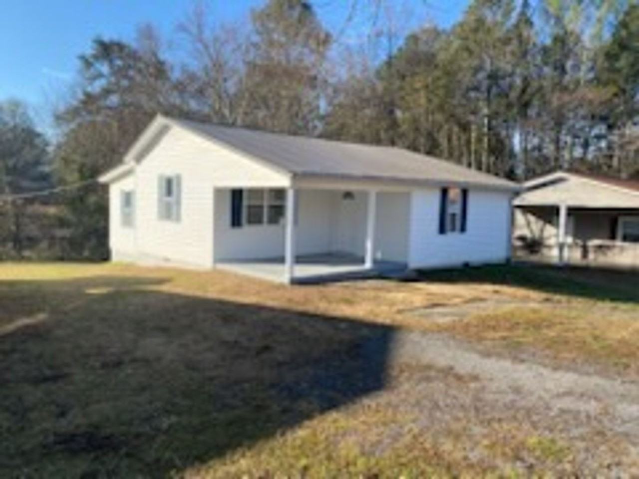 1544 Willow St Sw - Photo 3 of 12