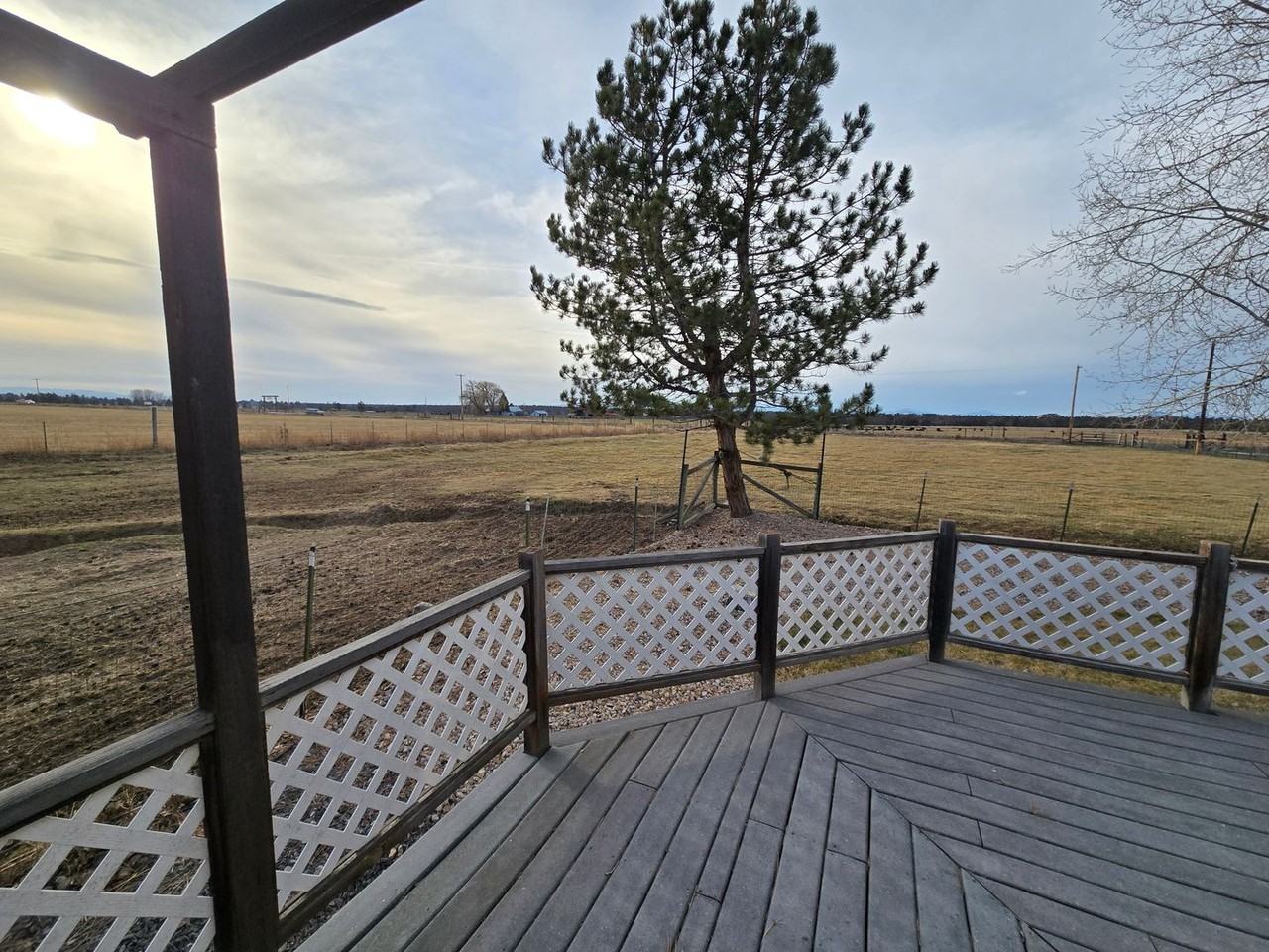 6490 Sw Powell Butte Hwy - Photo 6 of 33