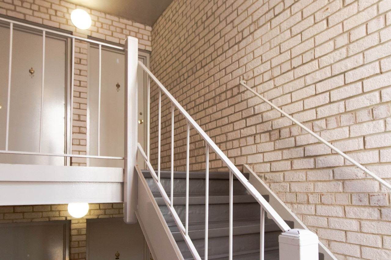 37 Canterbury Sq - Photo 4 of 22