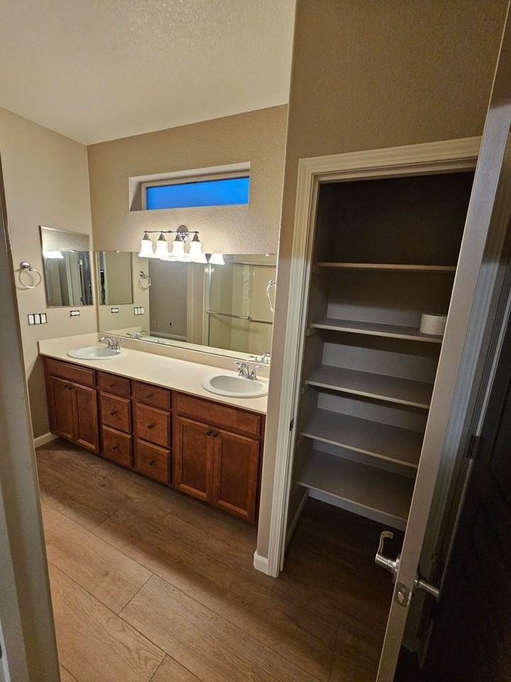 9273 Sassafras Trl - Photo 3 of 14