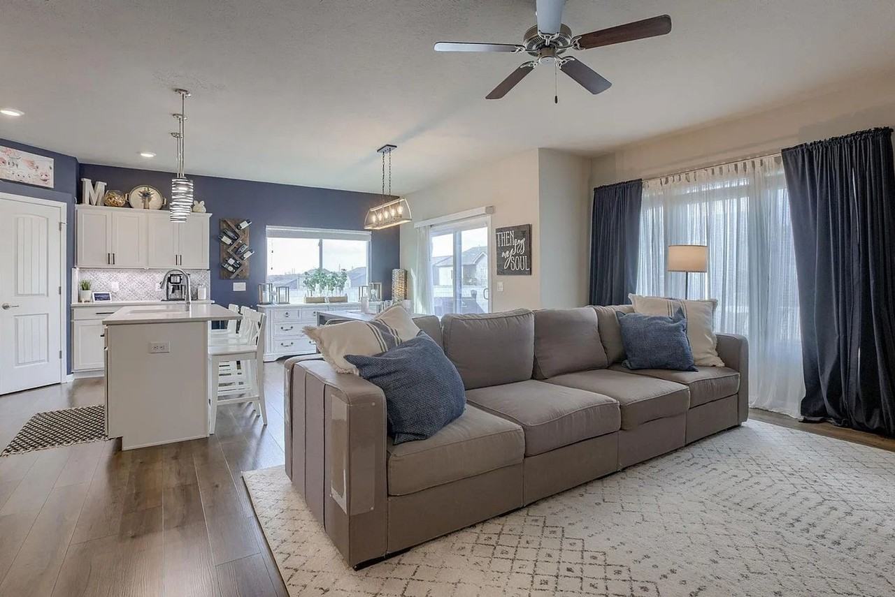 14810 S 19th St - Photo 6 of 32