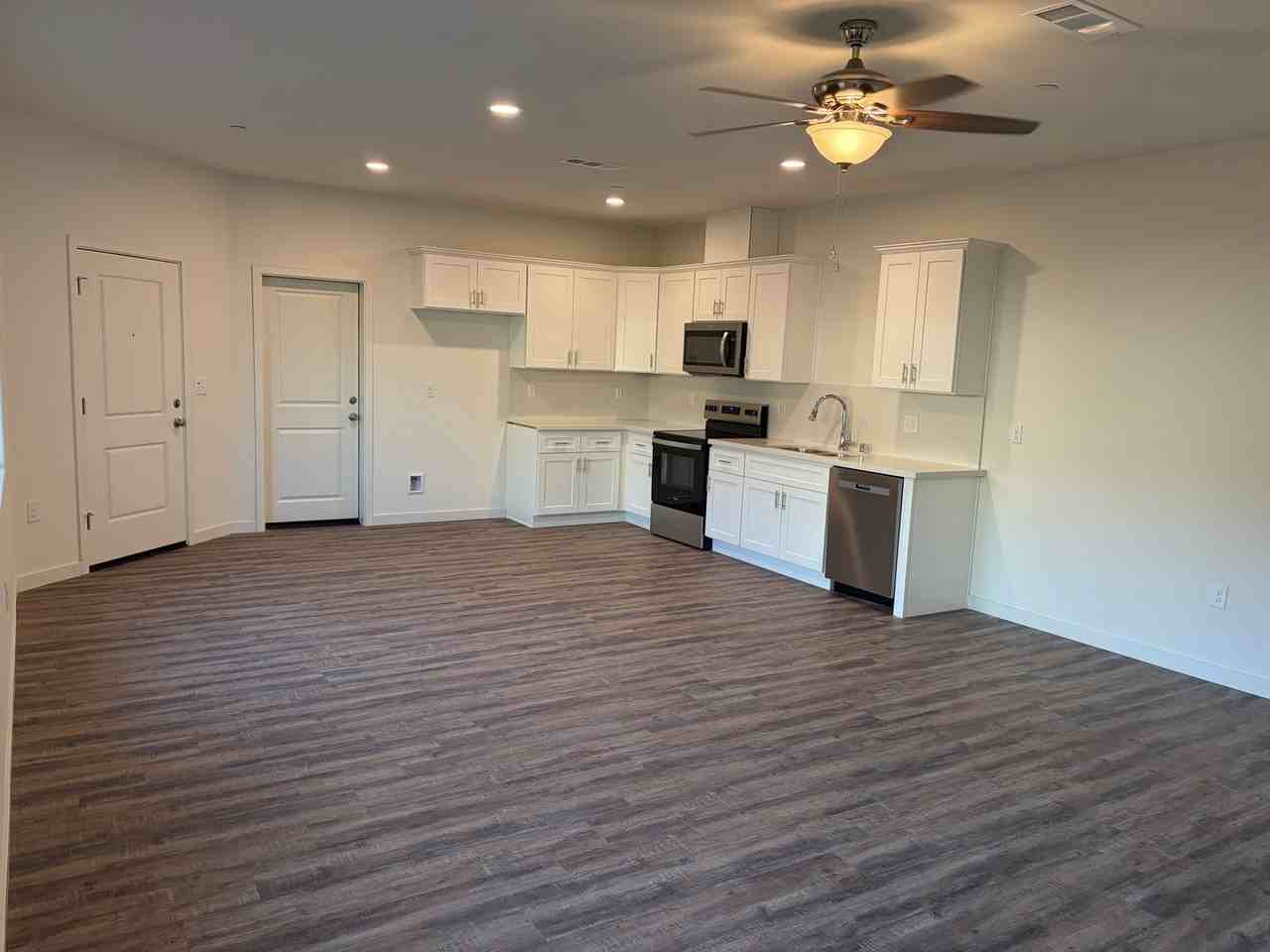 Cougar Trail 6010 - Photo 6 of 35