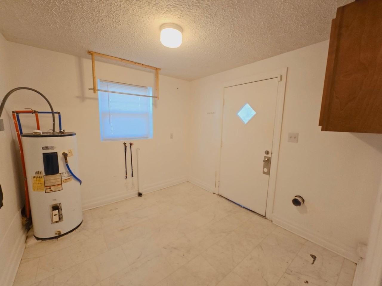 4408 Cane Run Rd - Photo 2 of 8