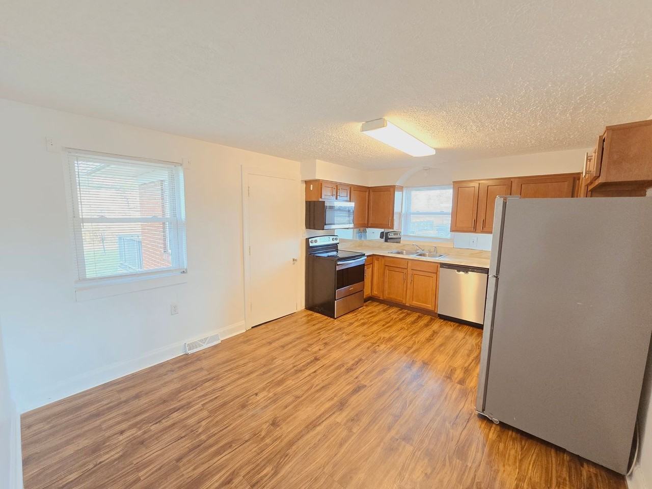 4408 Cane Run Rd - Photo 6 of 8