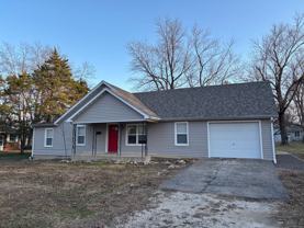 325 Winter Dr - Photo 1 of 1