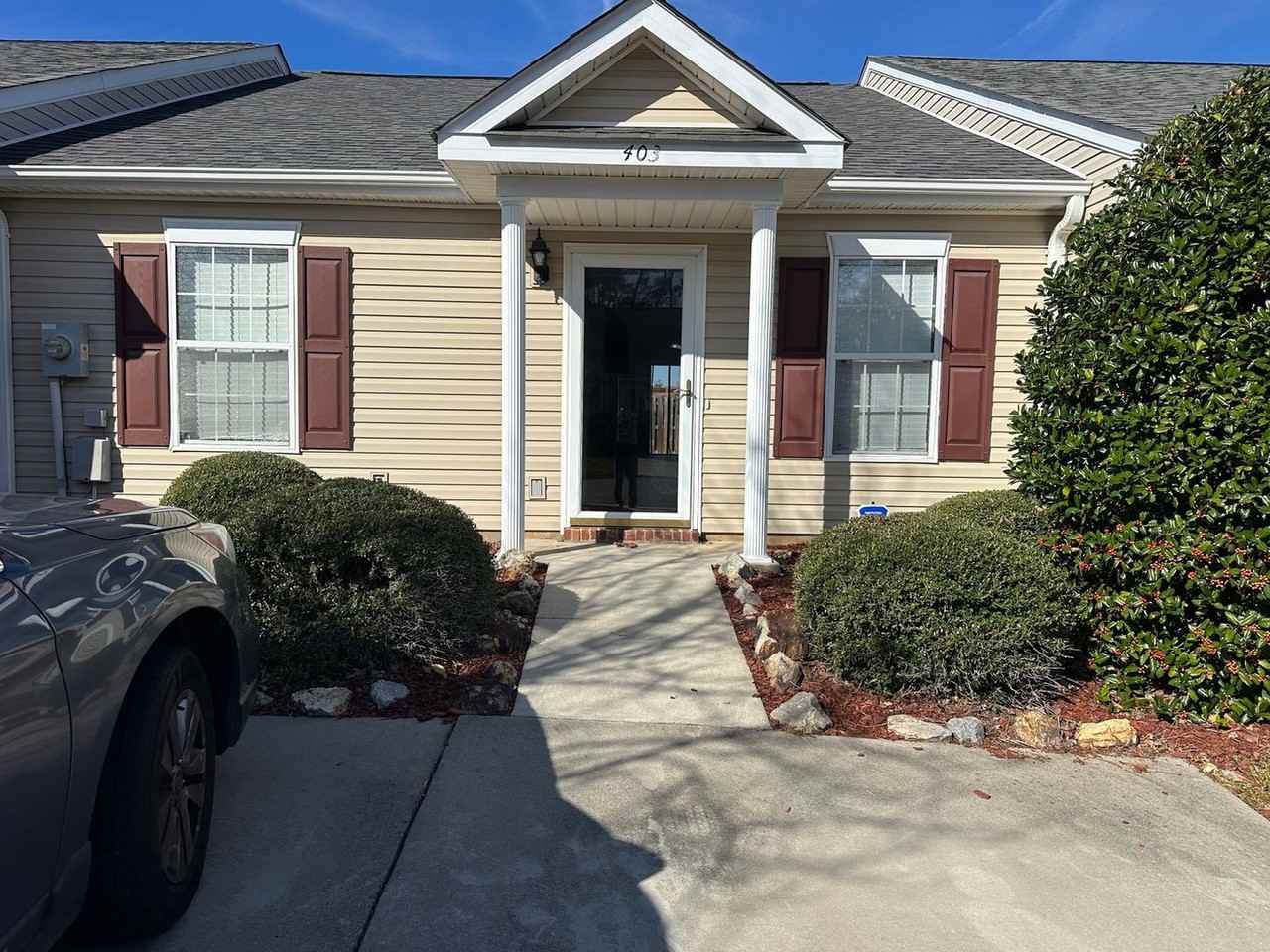 403 Regency Park Dr - Photo 2 of 42