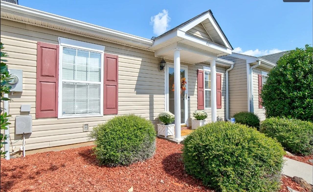 403 Regency Park Dr - Photo 3 of 42