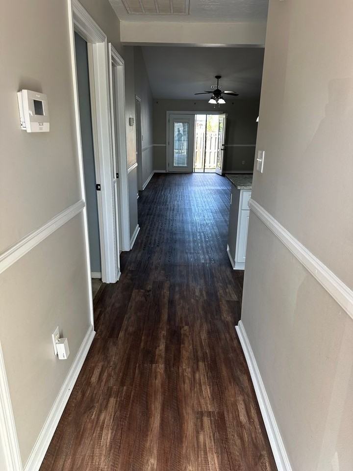 403 Regency Park Dr - Photo 5 of 42