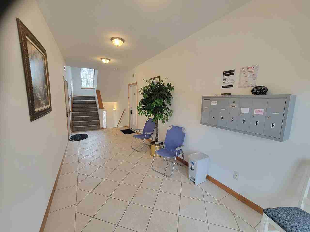 3444 W Dorchester Rdg - Photo 2 of 17