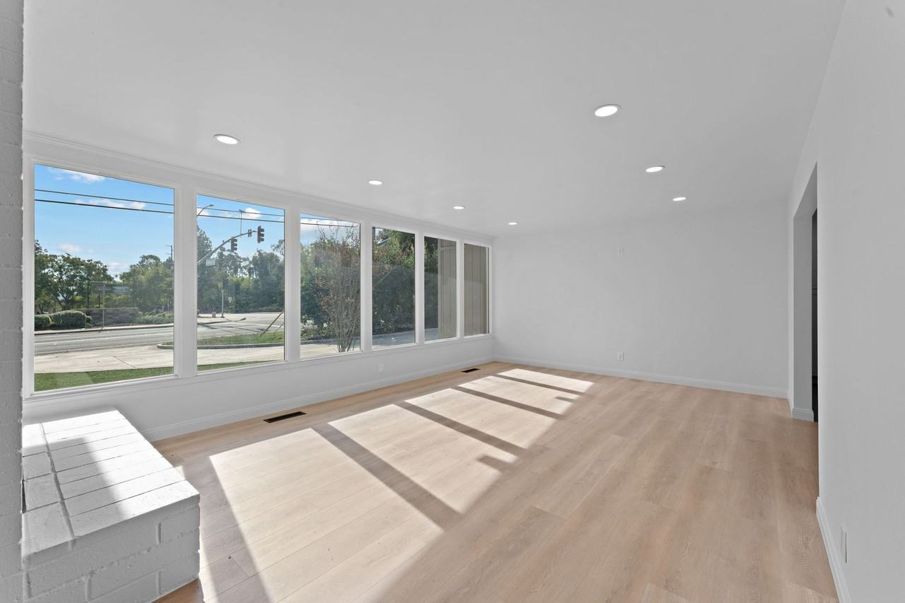 608 E 17th Ave - Photo 2 of 24