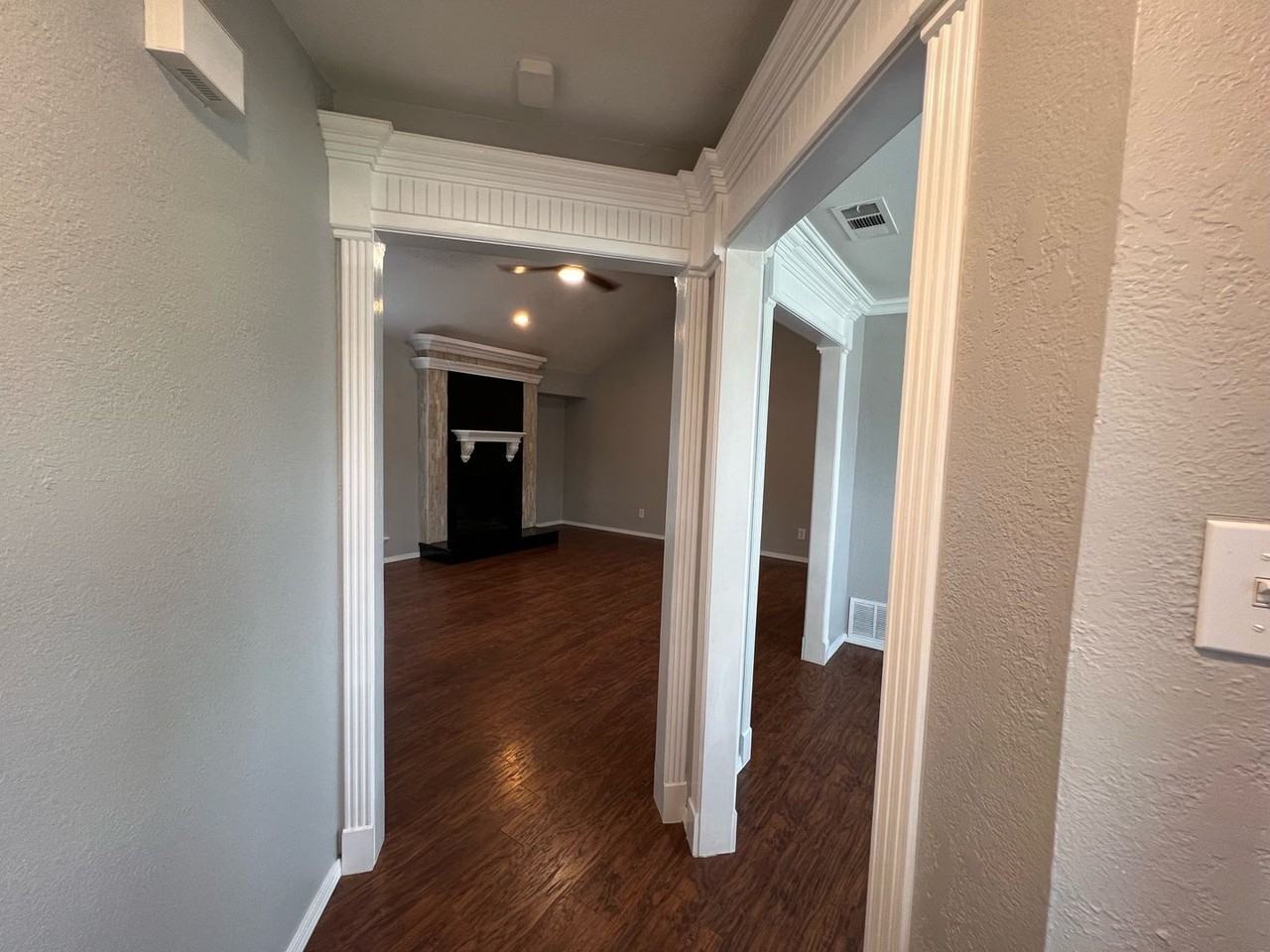 5421 Stagetrail Dr - Photo 3 of 41