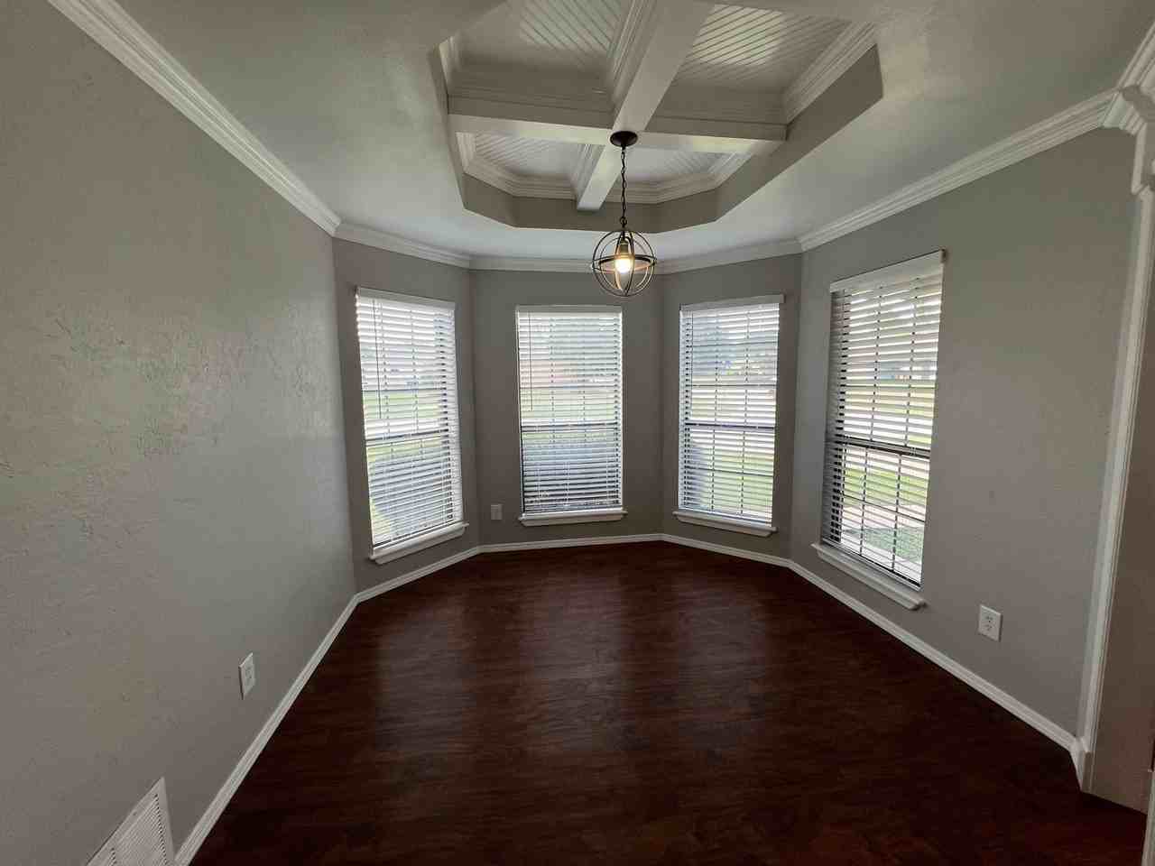 5421 Stagetrail Dr - Photo 6 of 41