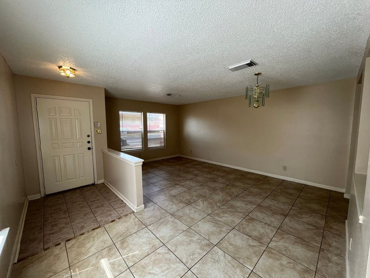 6212 Encanto Point Dr - Photo 3 of 35