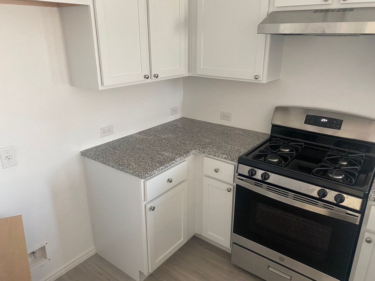 7102 Satellite Way - Photo 6 of 18