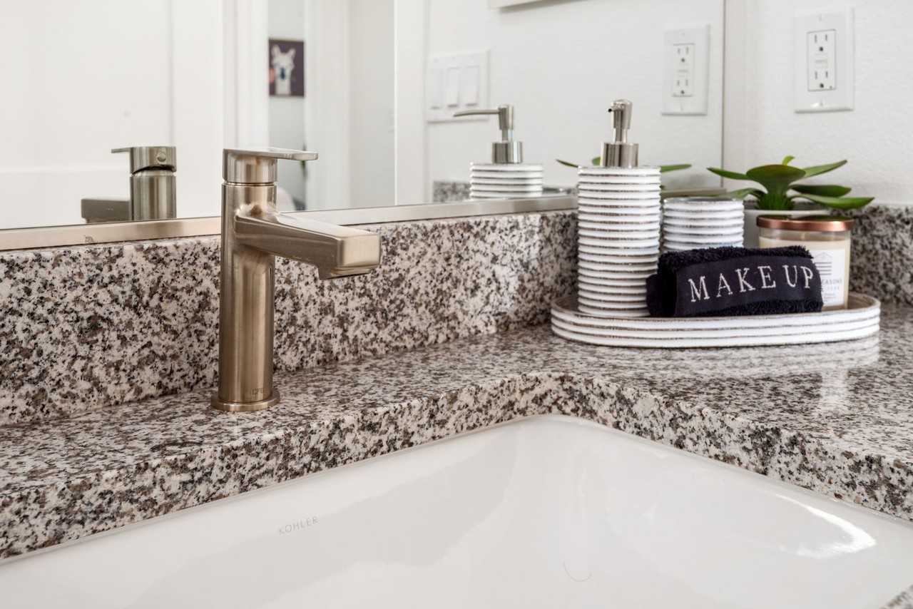 2075 Landen Ln - Photo 2 of 15