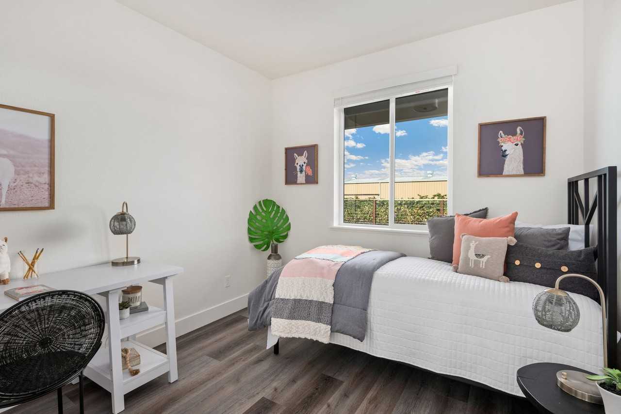 2075 Landen Ln - Photo 3 of 15