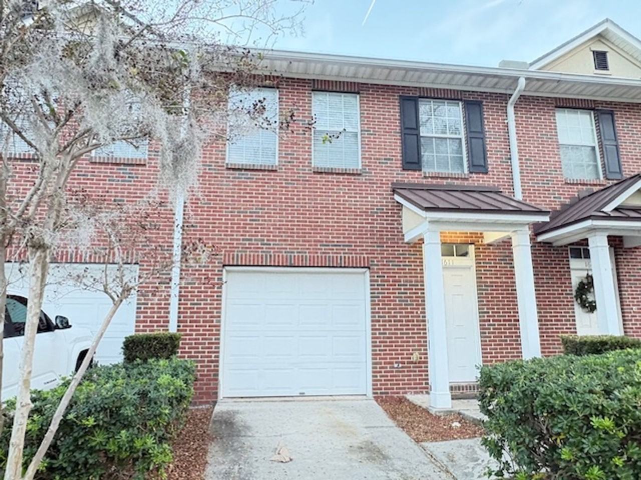 1611 Landau Rd - Photo 2 of 25
