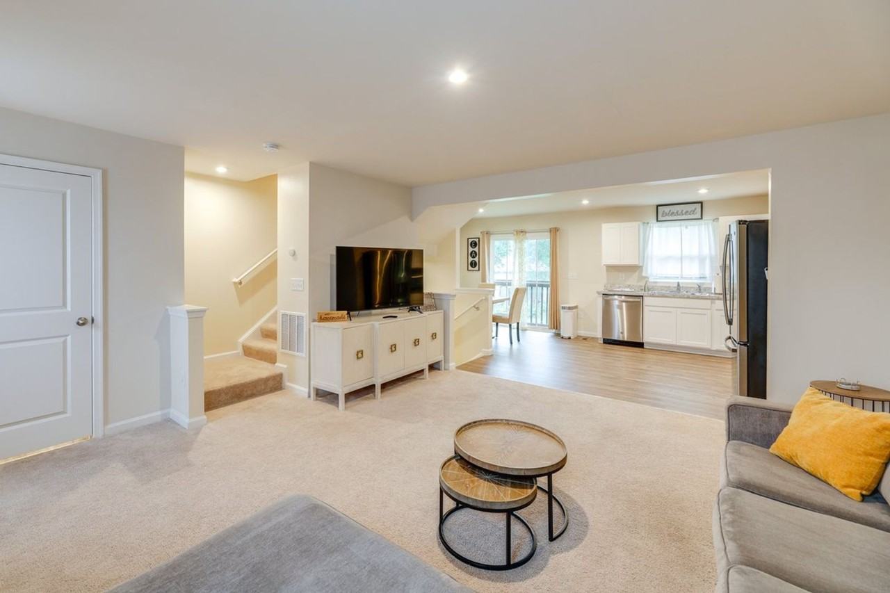 6262 Pebblebrook Dr - Photo 5 of 25