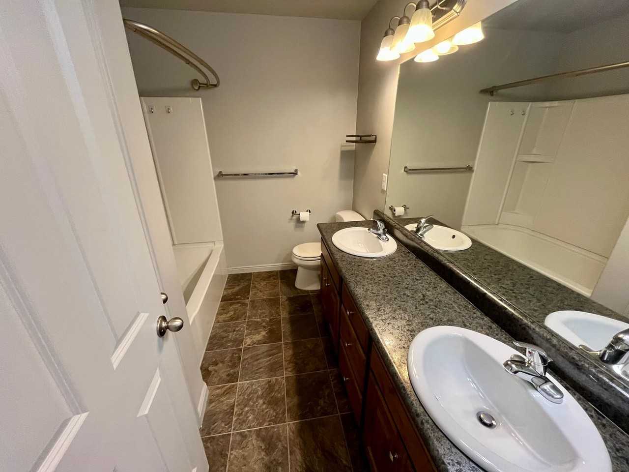 1294 W 210 N - Photo 7 of 11