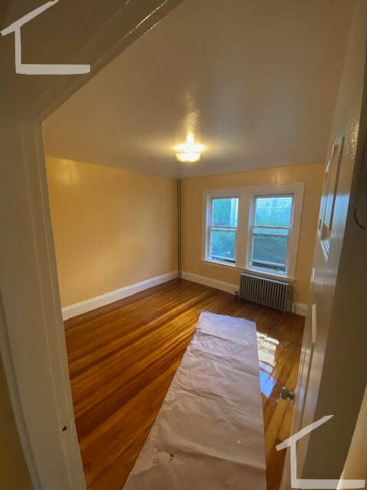 231 Parsons St - Photo 4 of 10