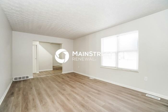 6605 Hancock Ct - Photo 2 of 19