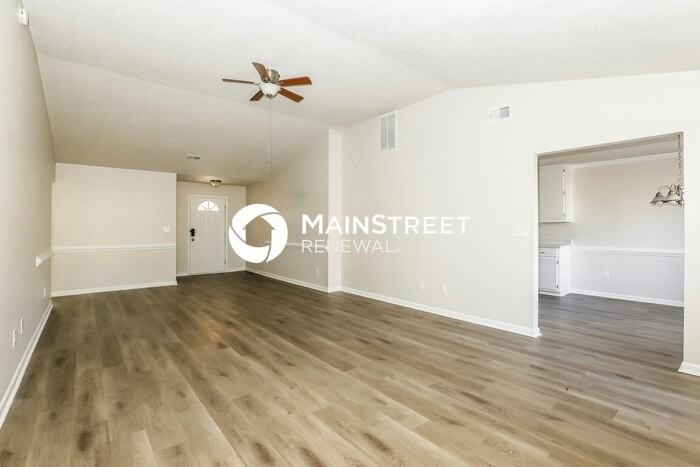 1915 Portwest Way - Photo 4 of 17