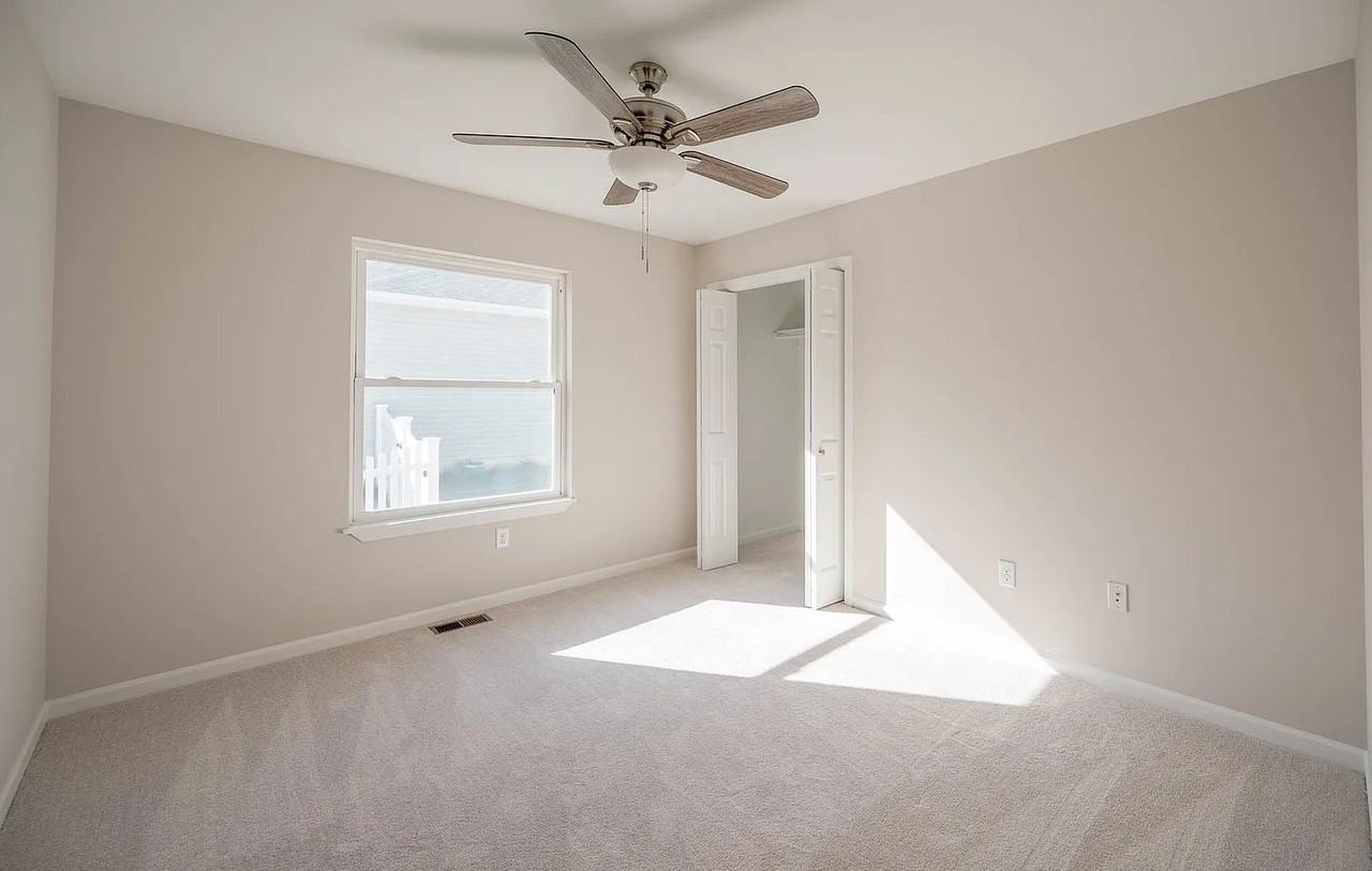 2126 Kingsmill St #NA - Photo 7 of 10