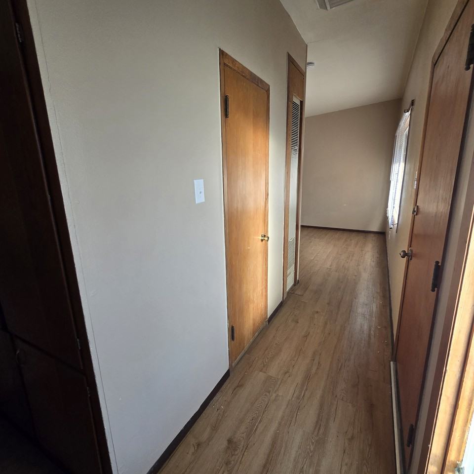 903 W Alameda St #NA - Photo 6 of 8