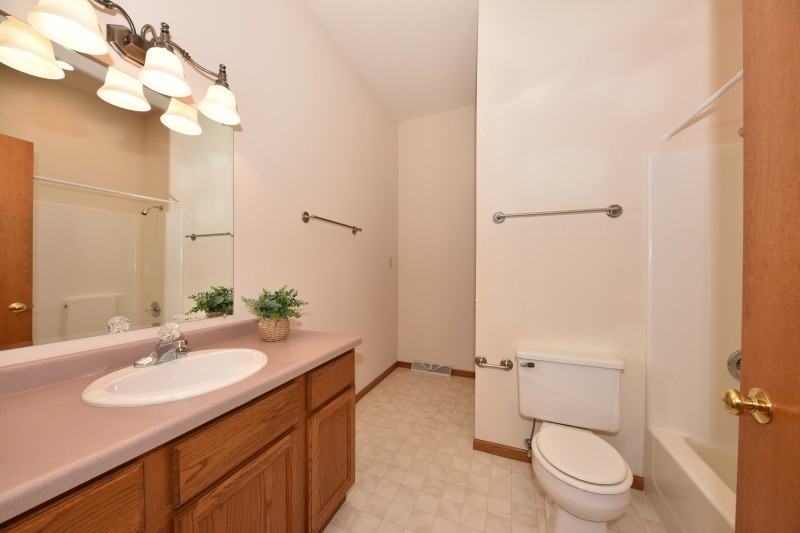 1335 Jensen Ct #1335 - Photo 6 of 13