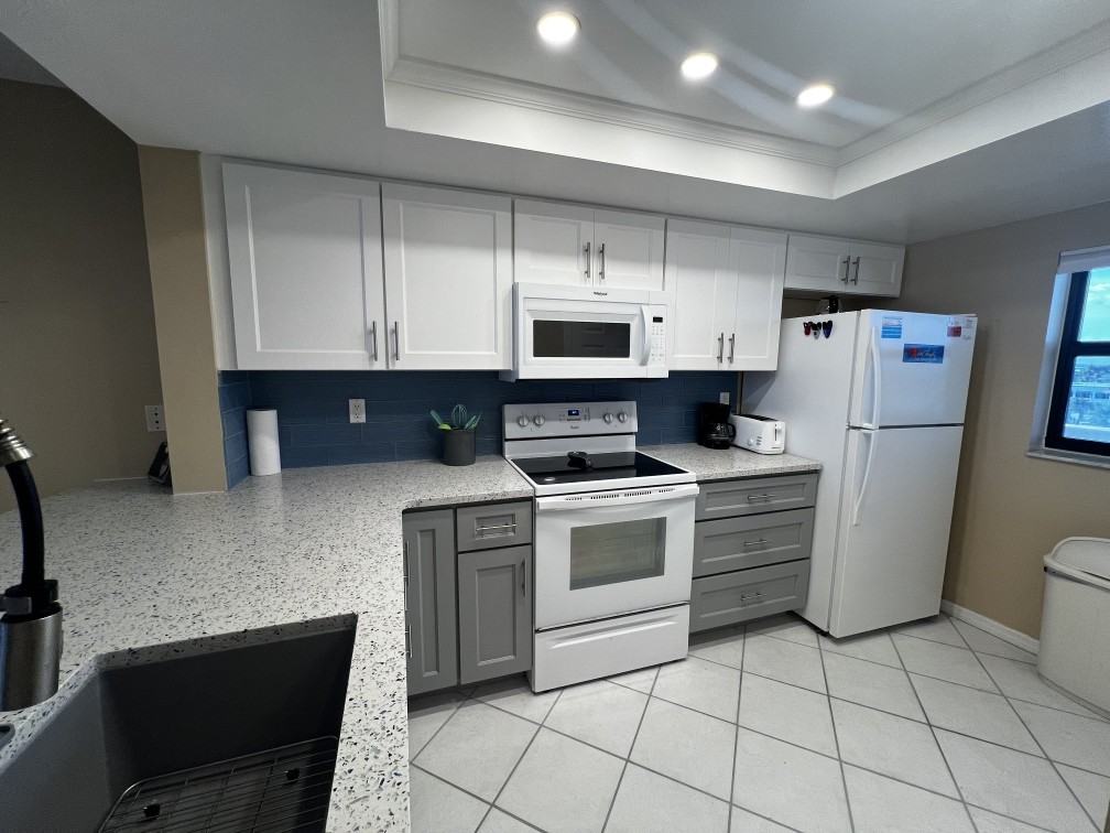 15 N Atlantic Ave #504 - Photo 4 of 23