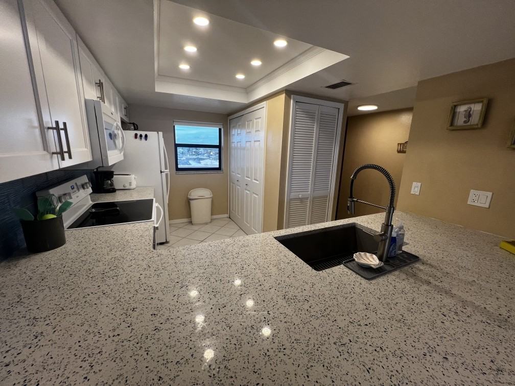 15 N Atlantic Ave #504 - Photo 6 of 23