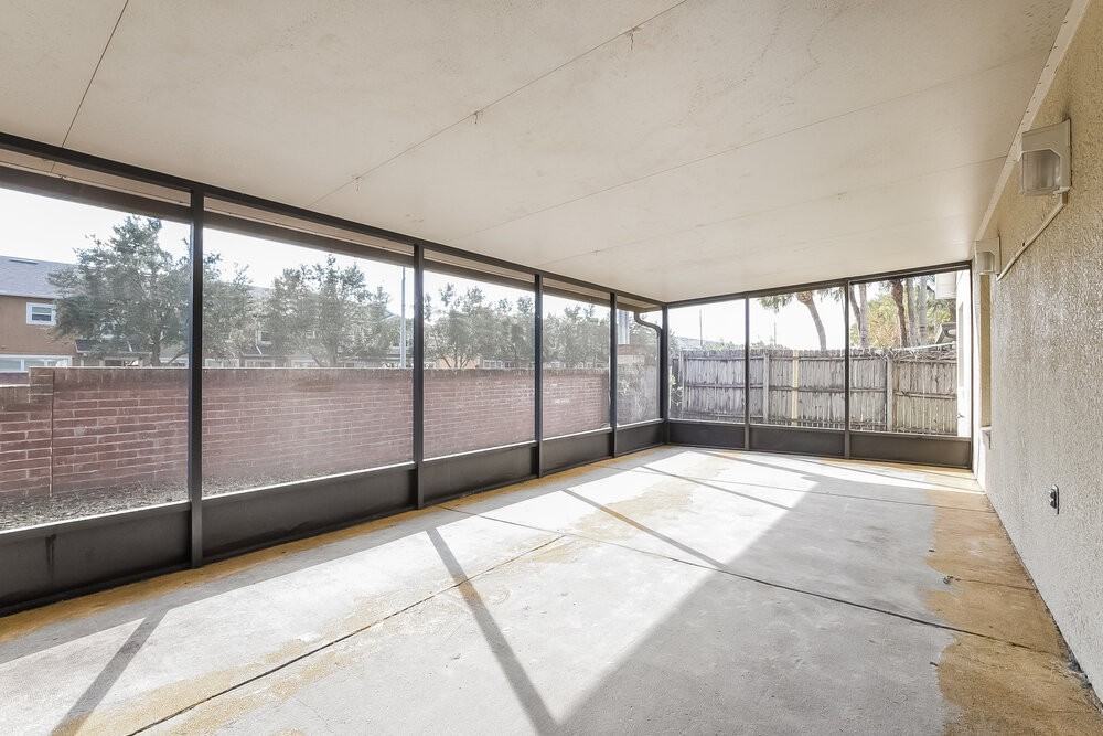 1130 Ozark Ct - Photo 6 of 16