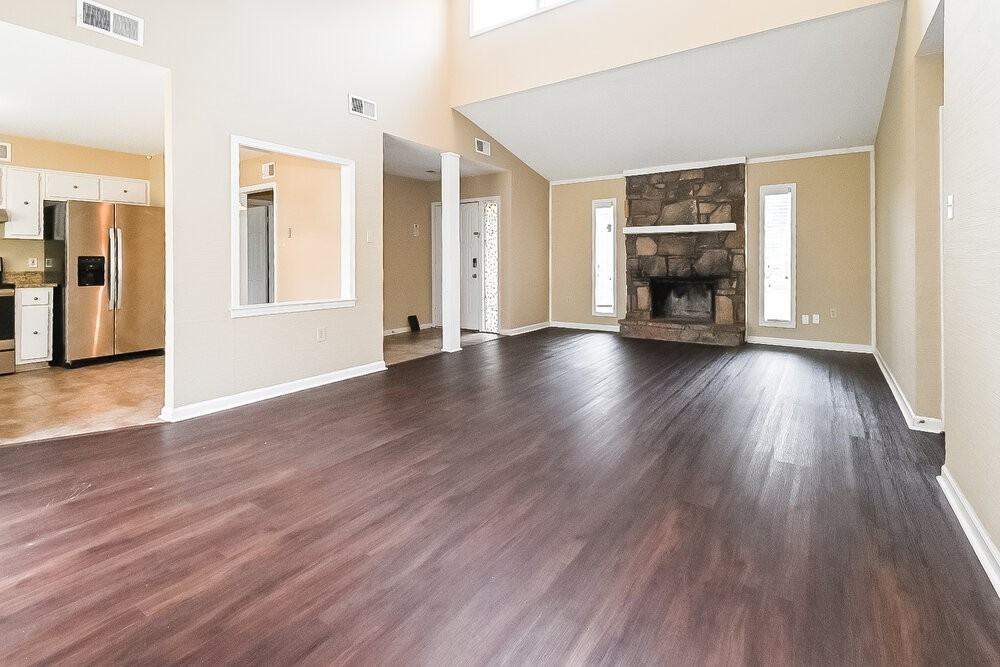 7914 Terry Franklin Dr - Photo 3 of 16