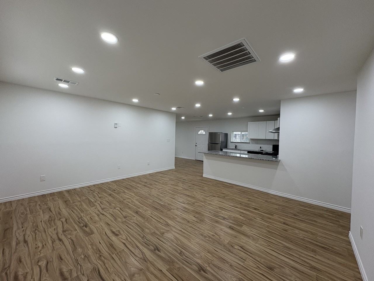 327 S 3rd St #NA - Photo 4 of 15