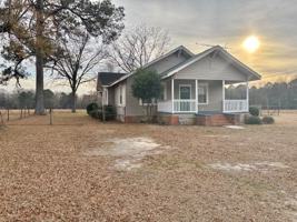 featured image of 1105 Weaver St #1