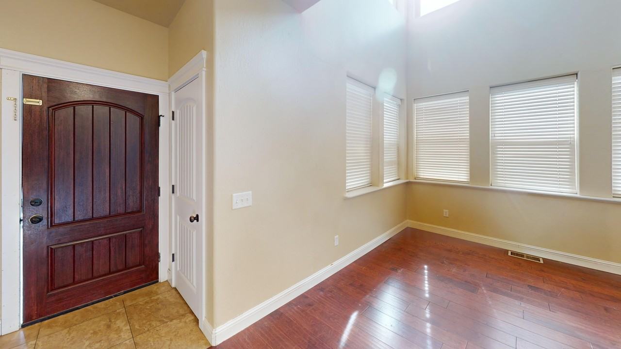 3529 Autumn Colors Dr #TH - Photo 4 of 20