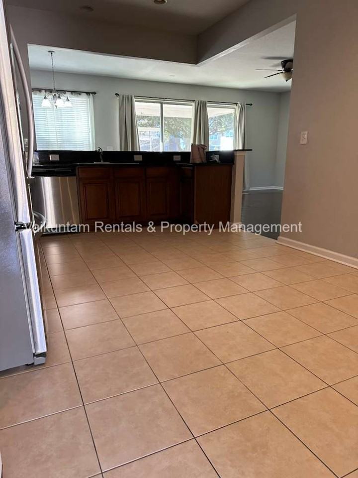 4240 Metron Dr #1 - Photo 3 of 35