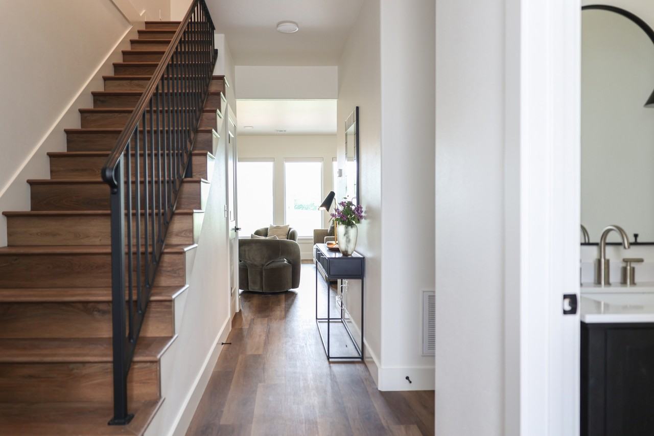 279 N Richards Ave #1 - Photo 2 of 27