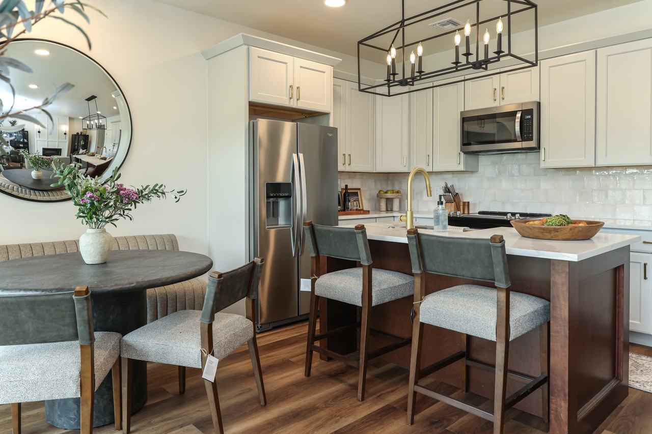 279 N Richards Ave #1 - Photo 3 of 27