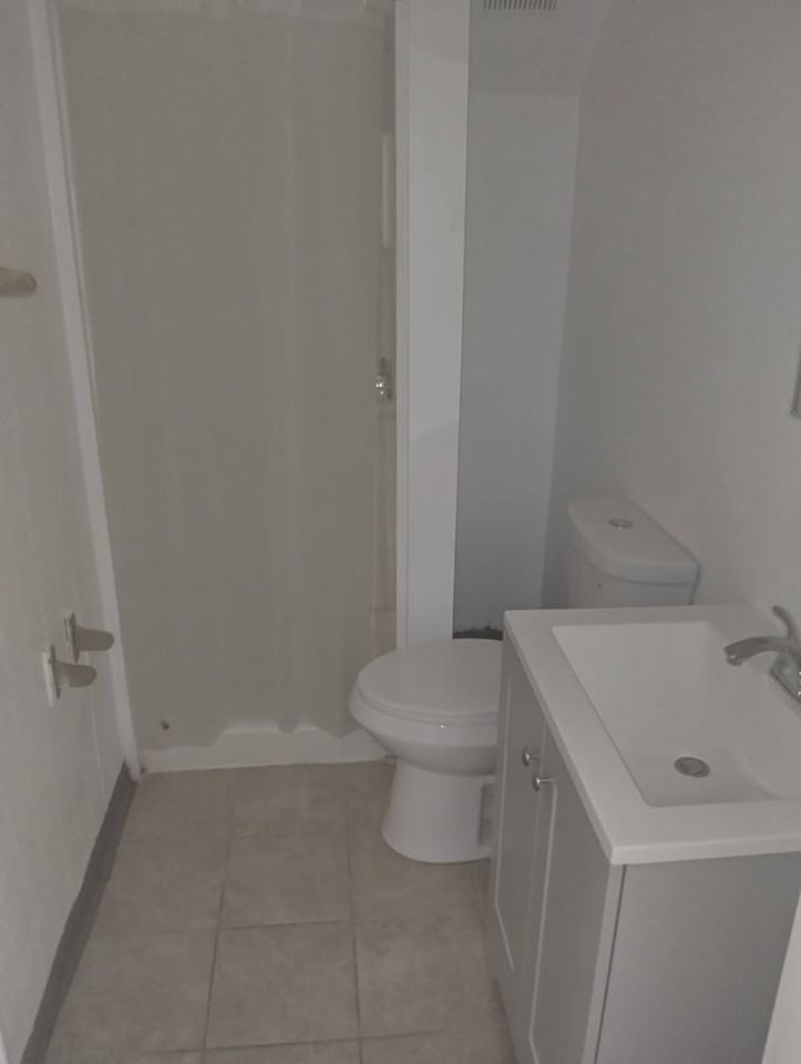 6207 Mayflower Ave - Photo 3 of 8