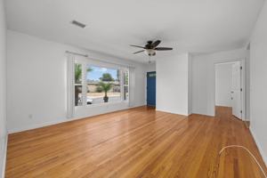 featured image of 4922 64th St