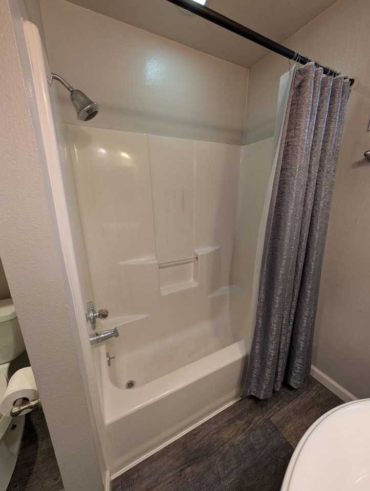 606 Aspen St - Photo 3 of 15