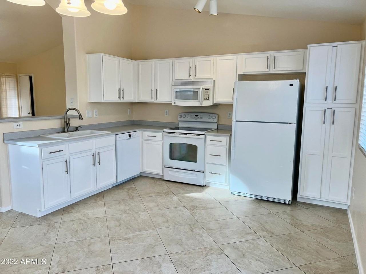 3615 W Firehawk Dr - Photo 5 of 10