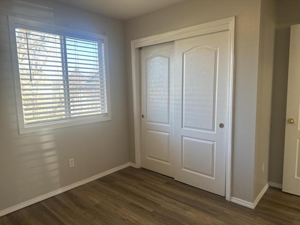 2412 W Sweetbay Ave - Photo 3 of 18