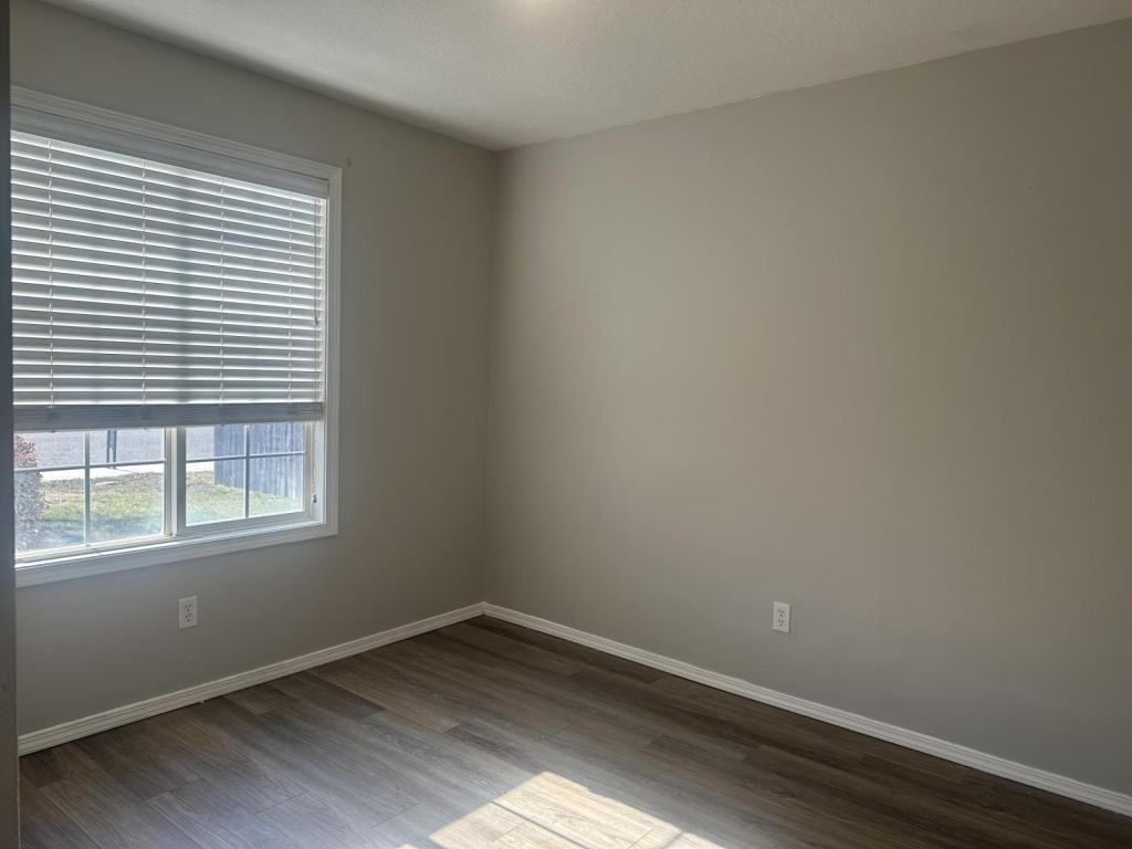 2412 W Sweetbay Ave - Photo 6 of 18