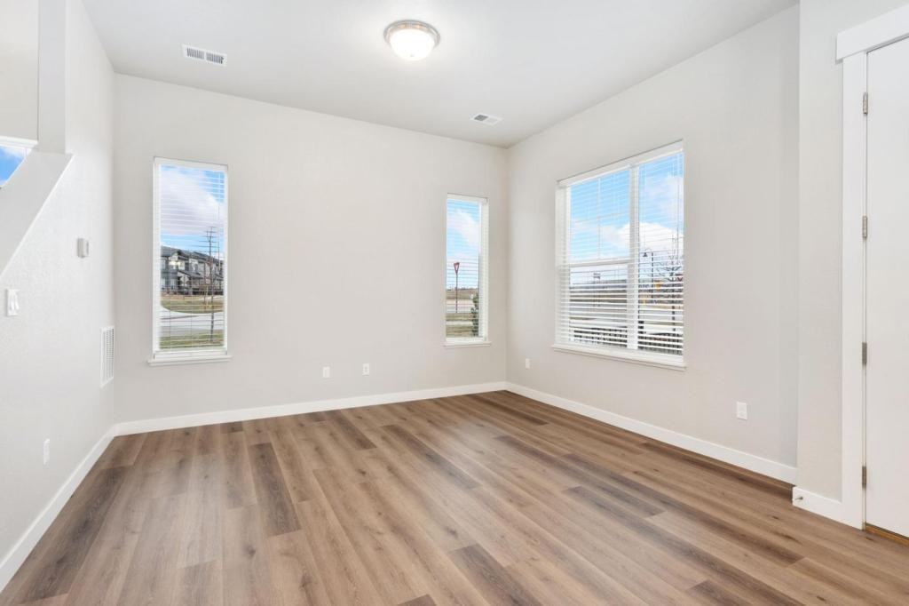 4190 S Park Dr - Photo 7 of 17