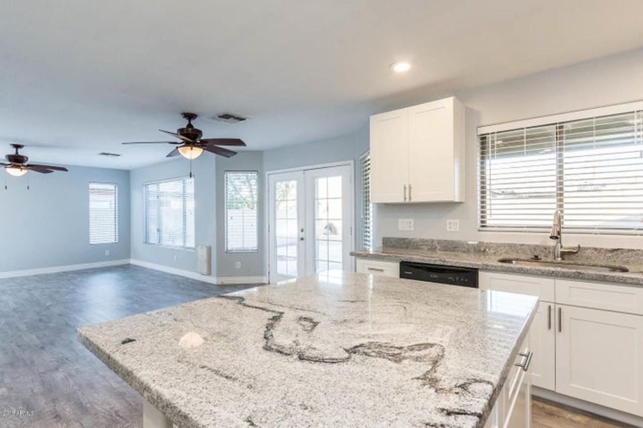 11756 W Joblanca Rd - Photo 7 of 30