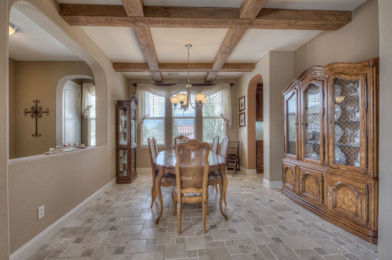 1875 Scott Valley Rd - Photo 5 of 40